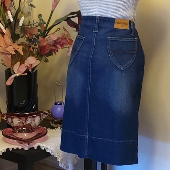 NWT Women’s Navy Blue Stretch Cotton Chic Midi Denim Skit Size 8 12 16 - Picture 5 of 6